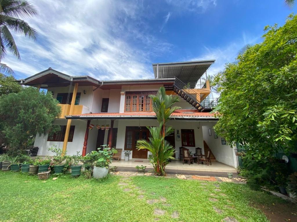 Serenity Villa Hikkaduwa Exterior foto