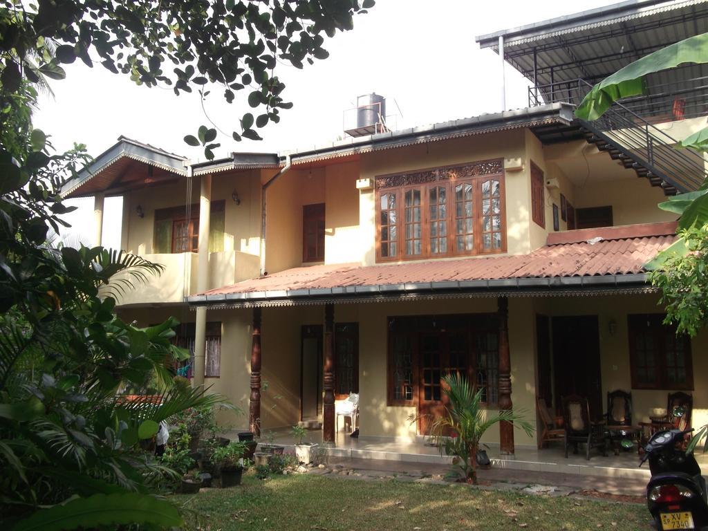 Serenity Villa Hikkaduwa Exterior foto