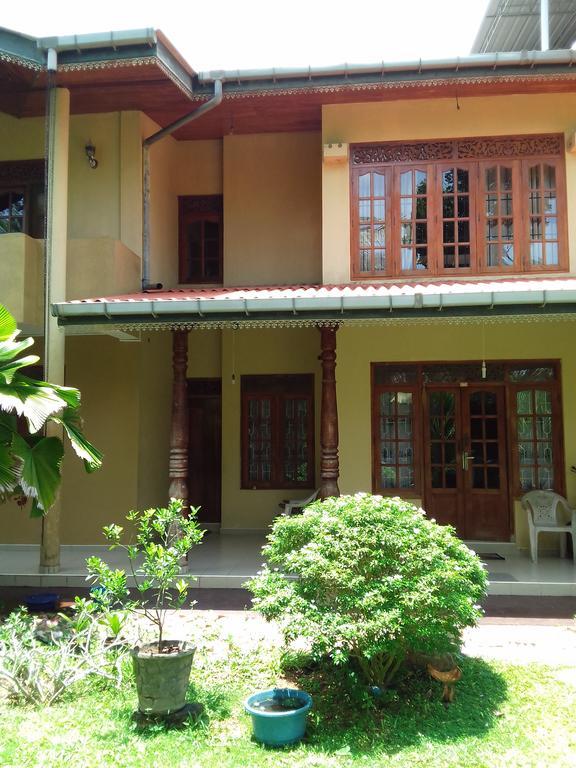 Serenity Villa Hikkaduwa Exterior foto